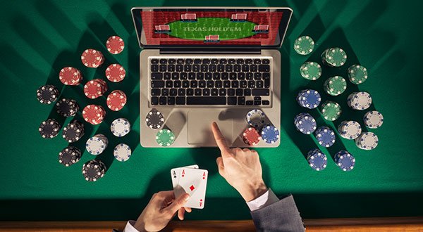 Poker game online